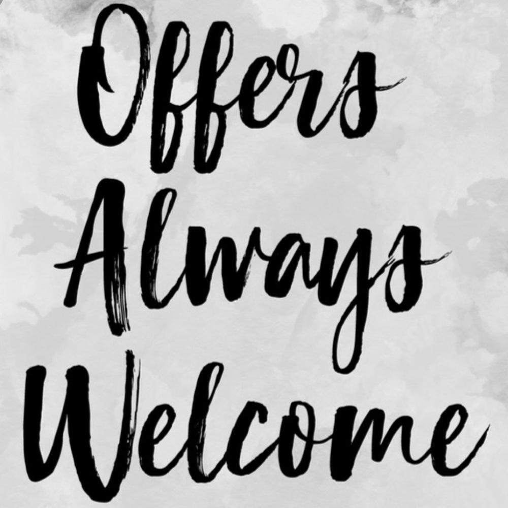 REASONABLE OFFERS PLEASE💖